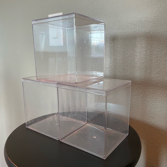 Clear display boxes - Picture 2 of 8